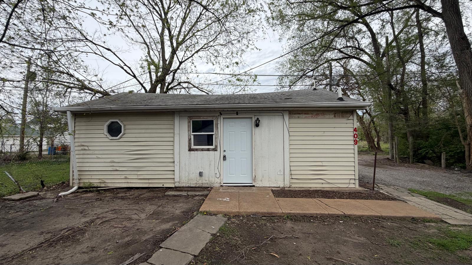 Rental image